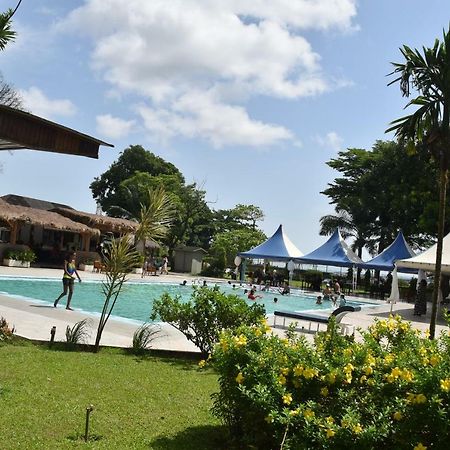 Hotel Sawa ดูอาลา ภายนอก รูปภาพ