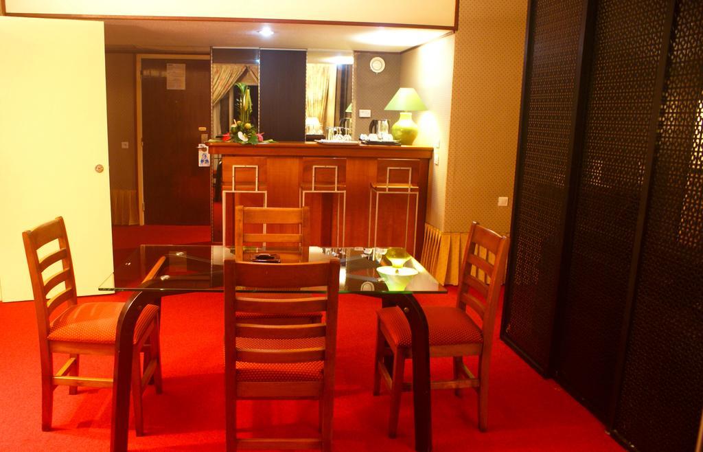 Hotel Sawa ดูอาลา ห้อง รูปภาพ