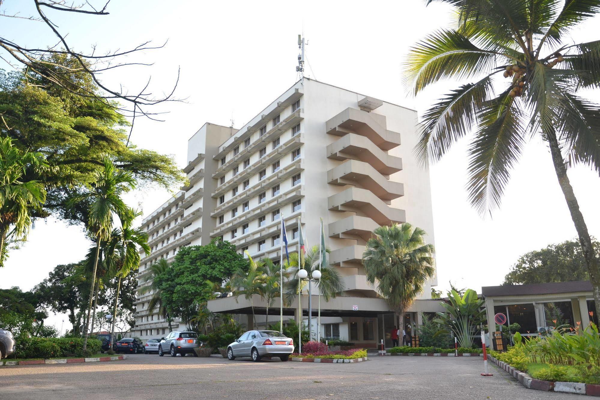 Hotel Sawa ดูอาลา ภายนอก รูปภาพ