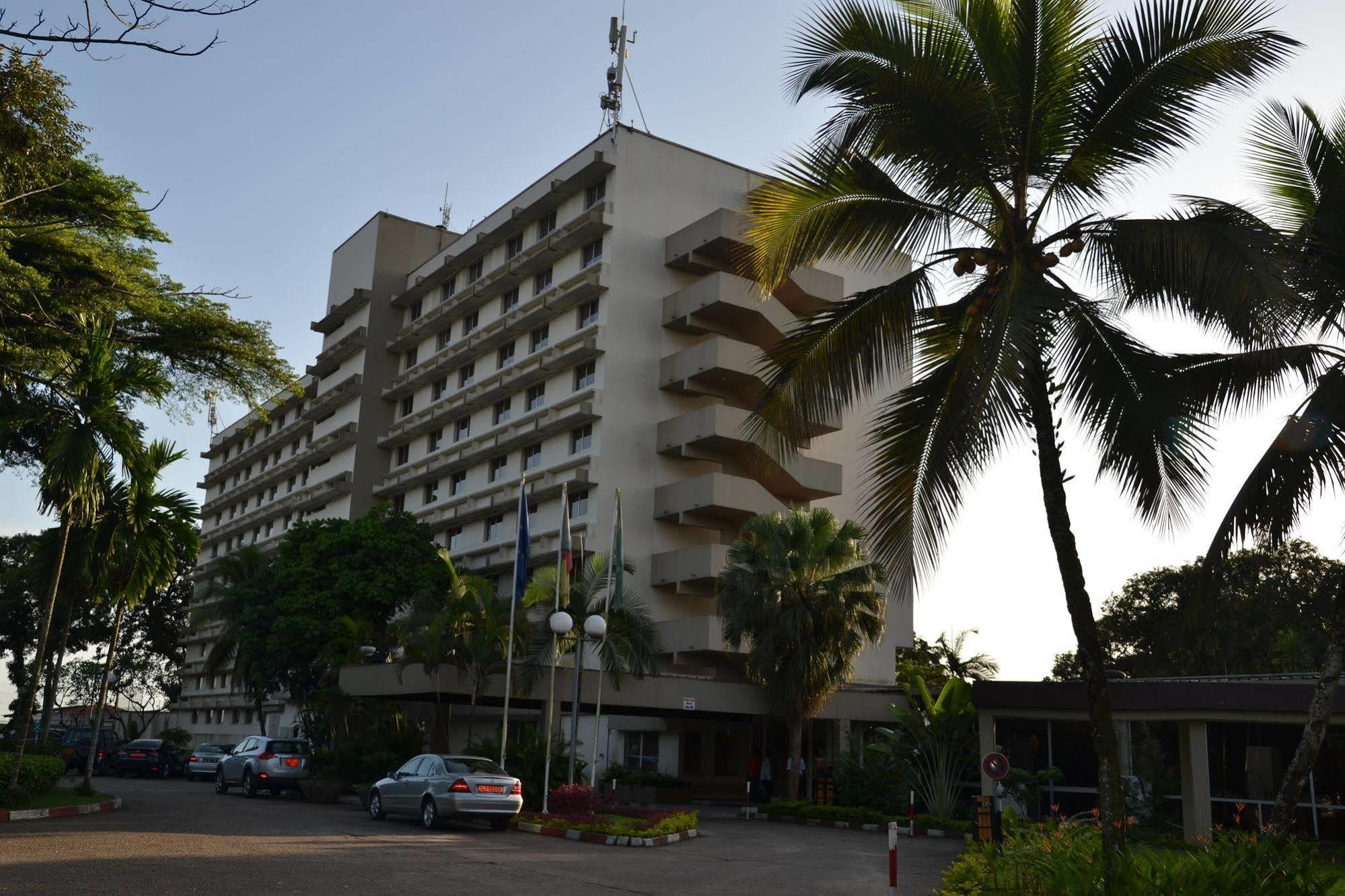 Hotel Sawa ดูอาลา ภายนอก รูปภาพ