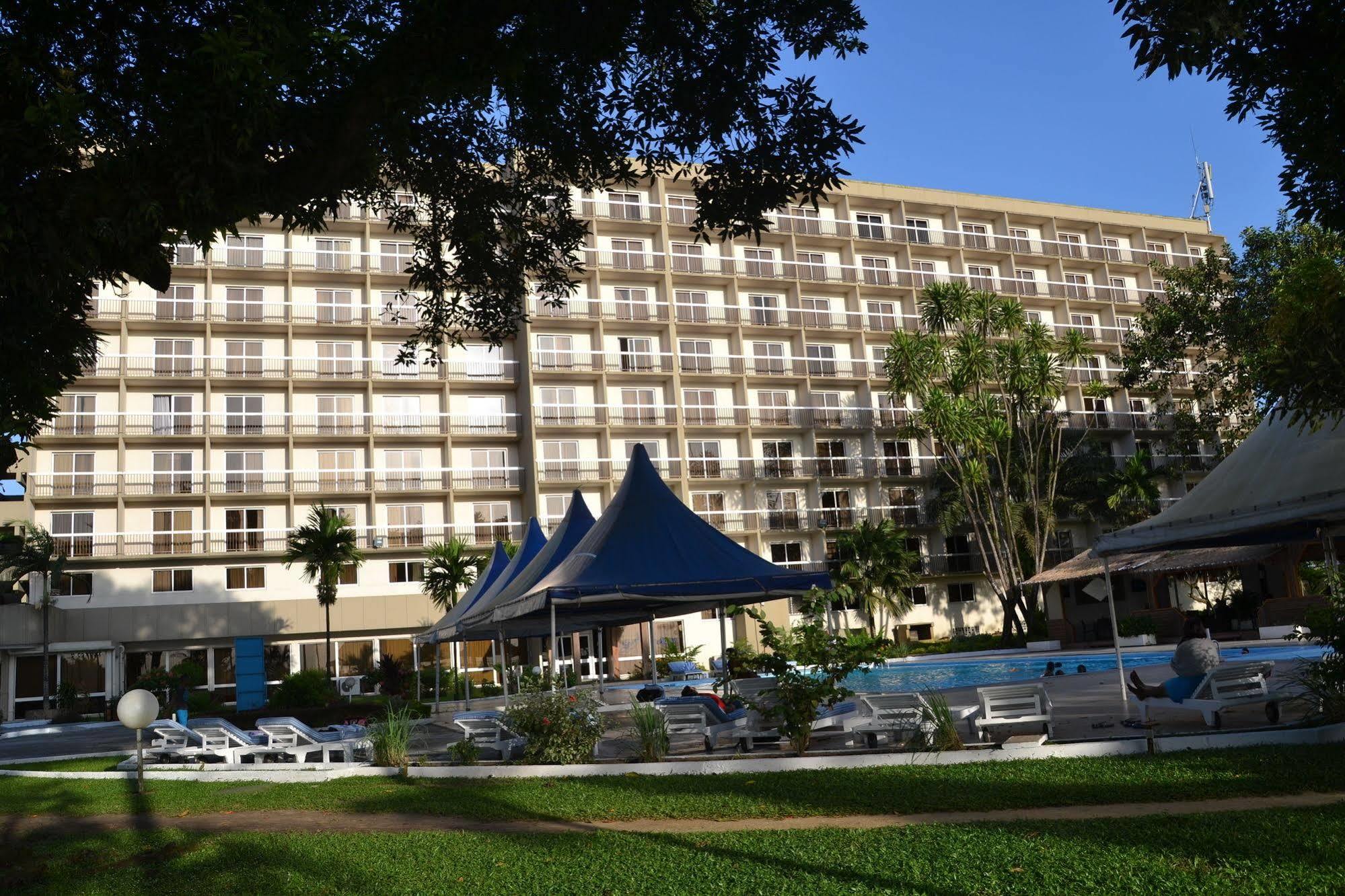 Hotel Sawa ดูอาลา ภายนอก รูปภาพ