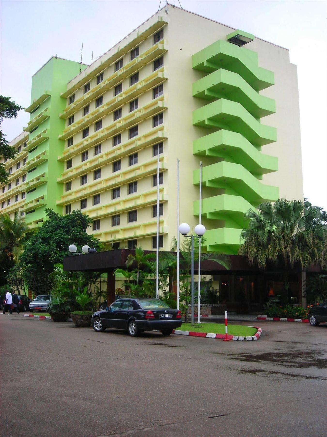 Hotel Sawa ดูอาลา ภายนอก รูปภาพ