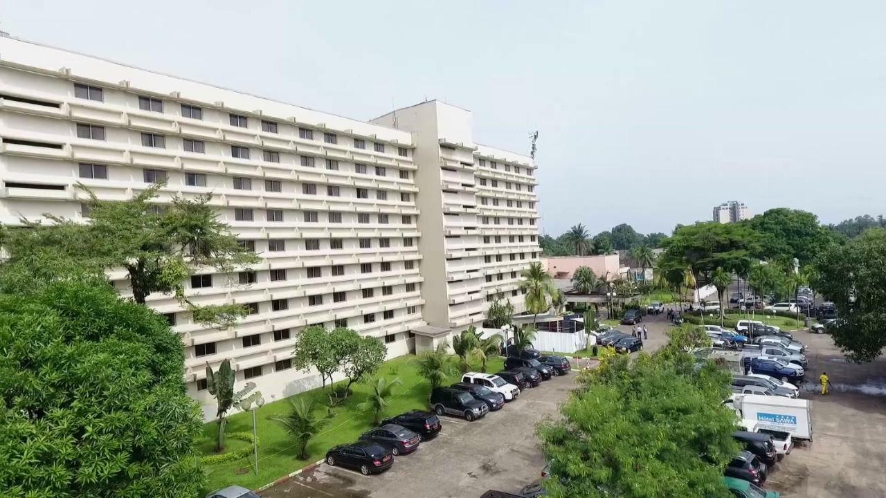 Hotel Sawa ดูอาลา ภายนอก รูปภาพ