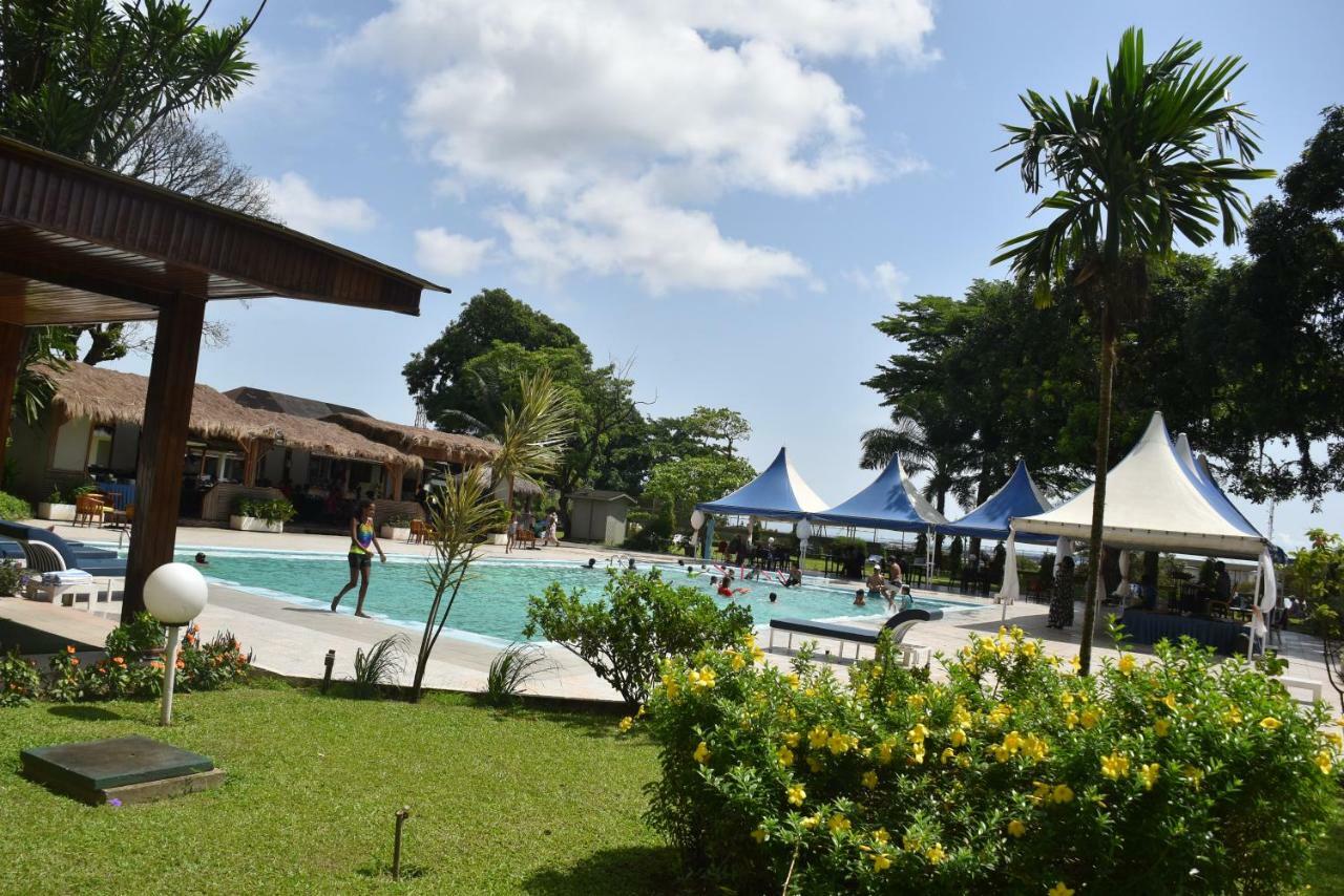 Hotel Sawa ดูอาลา ภายนอก รูปภาพ